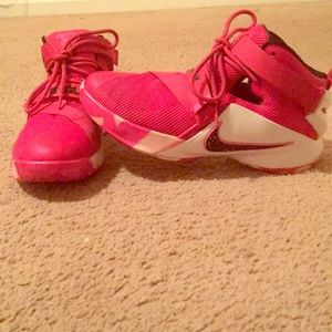 Lebrons soldier 9s *nike shoes*